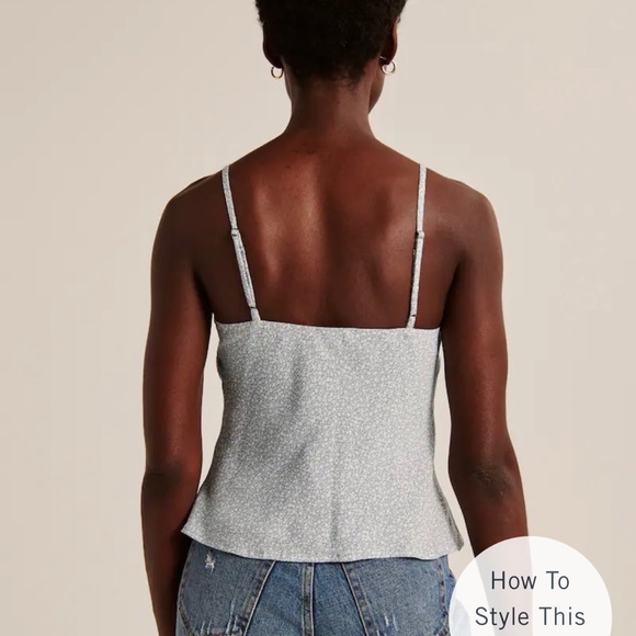Abercrombie Front Knot Cropped Tank - Picture 2 of 7